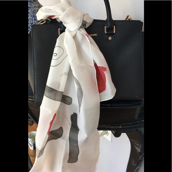 Silk scarf - Picture 3 of 8